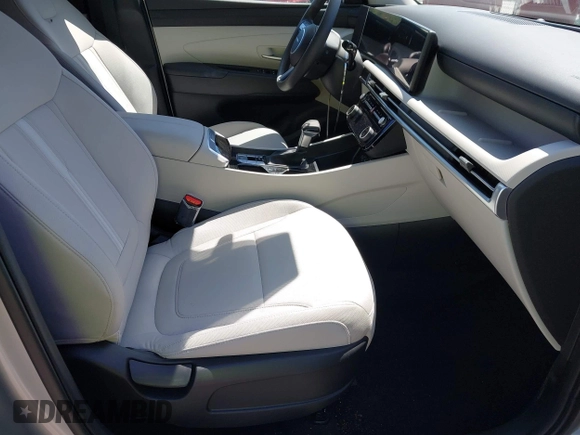 2025 Hyundai Tucson SEL with VIN 5NMJBCDE2SH508852, listed as a IAAI auction lot 41988572 with 1,411 mi miles. Bid and sale history available at carsss.com. Image 5.