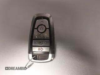 2022 Ford Explorer Platinum с VIN 1FM5K8HW3NNA10499, выставлен на аукционе IAAI как лот 42436872 с пробегом 30 186 миль миль и . История ставок и продаж доступна на DreamBid. Изображение 11.