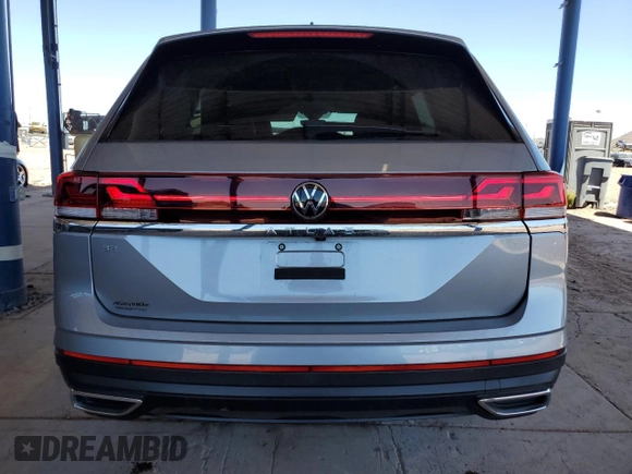2024 Volkswagen Atlas SE with VIN 1V2DR2CA1RC593093, listed as a Copart auction lot 56397325 with 14,524 mi miles and Salvage title. Bid and sale history available at DreamBid. Image 6.