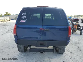 1998 Chevrolet Tahoe Z71 with VIN 1GNEK13R3WR110598, listed as a Copart auction lot 72327974 with 201,313 mi miles and Salvage Title. Bid and sale history available at carsss.com. Image 6.