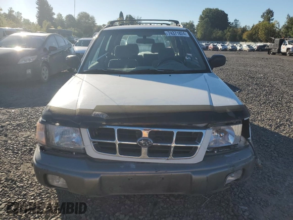1998 Subaru Forester S with VIN JF1SF6559WH770566, listed as a Copart auction lot 74371824 with 201,681 mi miles and Salvage Title. Bid and sale history available at carsss.com. Image 5.