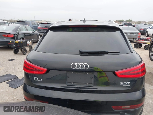 2015 Audi Q3 Premium Plus с VIN WA1EFCFS2FR000949, выставлен на аукционе IAAI как лот 41194209 с пробегом 102 567 миль миль и . История ставок и продаж доступна на DreamBid. Изображение 16.