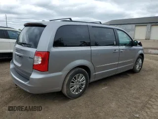 2016 Chrysler Town & Country Touring z VIN 2C4RC1CG5GR151042, wystawiony jako Copart lot #57134765 z przebiegiem 135 750 mil mil oraz Tytuł czysty. Historia ofert i sprzedaży dostępna na DreamBid. Obrazek 3.