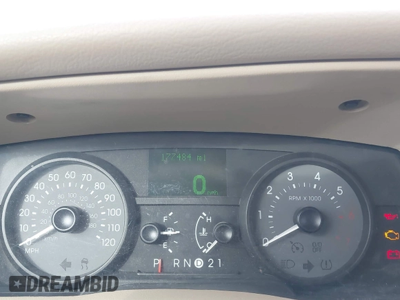 2009 Mercury Grand Marquis LS with VIN 2MEHM75V59X619114, listed as a IAAI auction lot 41685732 with 177,484 mi miles and . Bid and sale history available at DreamBid. Image 7.
