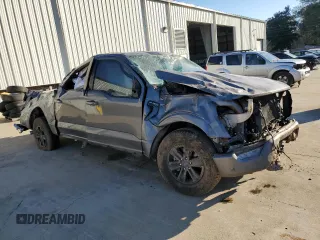 2021 Ford F-150 XL with VIN 1FTEW1CP4MFA68954, listed as a Copart auction lot 82229604 with 58,127 mi miles and Salvage Title. Bid and sale history available at carsss.com. Image 4.