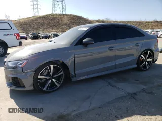 2018 Audi RS 3 z VIN WUABWGFFXJ1904318, wystawiony jako Copart lot #52432215 z przebiegiem 37 486 mil mil oraz Szkoda całkowita • Salvage title. Historia ofert i sprzedaży dostępna na DreamBid. Obrazek 1.