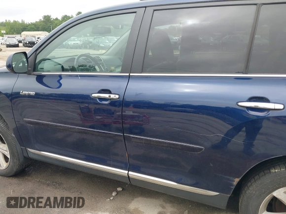 2013 Toyota Highlander Limited with VIN 5TDDK3EHXDS189772, listed as a IAAI auction lot 42522005 with 127,512 mi miles and . Bid and sale history available at DreamBid. Image 6.