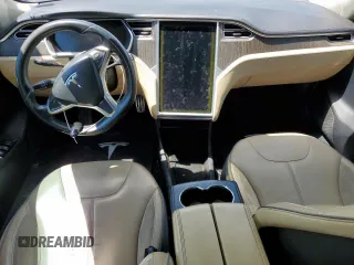 2013 Tesla Model S Performance z VIN 5YJSA1CP2DFP13199, wystawiony jako Copart lot #63225055 z przebiegiem Nie podano mil oraz Czysty tytuł • Clean title. Historia ofert i sprzedaży dostępna na DreamBid. Obrazek 8.