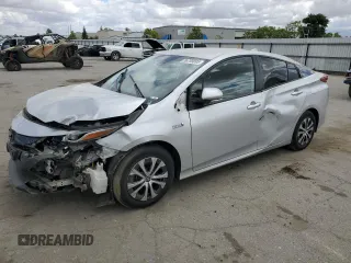 2021 Toyota Prius LE with VIN JTDKAMFP5M3192991, listed as a Copart auction lot 56768095 with 77,515 mi miles and Salvage title. Bid and sale history available at DreamBid. Image 1.