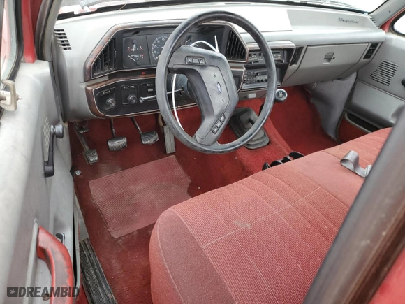 1988 Ford 1/2 Ton Trucks with VIN 1FTDF15Y5JLA36545, listed as a Copart auction lot 82768994 with 518,107 mi miles and Salvage Title. Bid and sale history available at carsss.com. Image 8.