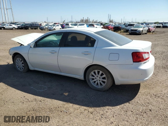 2011 Mitsubishi Galant FE z VIN 4A32B2FF0BE028698, wystawiony jako Copart lot #81211433 z przebiegiem 137 555 mil mil oraz Czysty tytuł • Clean title. Historia ofert i sprzedaży dostępna na DreamBid. Obrazek 2.