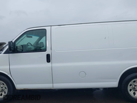 2009 Chevrolet Express Cargo z VIN 1GCFG15X991102230, wystawiony jako IAAI lot #41517800 z przebiegiem 291 167 mil mil oraz . Historia ofert i sprzedaży dostępna na DreamBid. Obrazek 15.