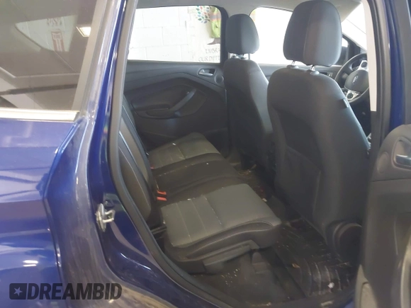 2014 Ford Escape SE with VIN 1FMCU0GX2EUB60350, listed as a IAAI auction lot 42159803 with 109,601 mi miles. Bid and sale history available at carsss.com. Image 8.