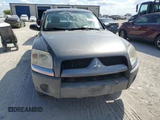 2008 Mitsubishi Raider LS z VIN 1Z7HC22K98S587324, wystawiony jako Copart lot #71304794 z przebiegiem 118 604 mil mil oraz Czysty tytuł • Clean title. Historia ofert i sprzedaży dostępna na DreamBid. Obrazek 5.