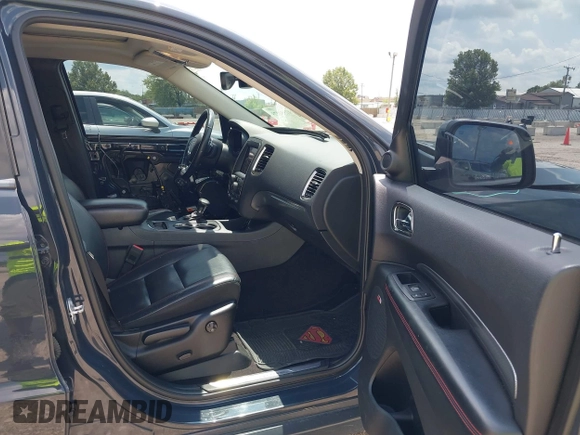 2018 Dodge Durango GT with VIN 1C4RDJDG3JC102174, listed as a IAAI auction lot 42554375 with 84,132 mi miles and . Bid and sale history available at DreamBid. Image 5.