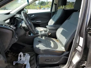 2017 Ford Escape SE z VIN 1FMCU0GDXHUE91333, wystawiony jako Copart lot #44536055 z przebiegiem Nie podano mil oraz Nie do naprawy • Non repairable. Historia ofert i sprzedaży dostępna na DreamBid. Obrazek 7.