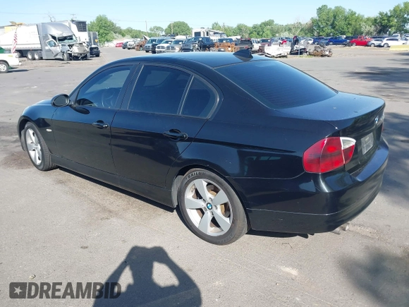 2007 BMW 3 Series 328xi с VIN WBAVC93597K030425, выставлен на аукционе IAAI как лот 42226253 с пробегом Не указан миль и . История ставок и продаж доступна на DreamBid. Изображение 3.