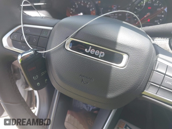 2024 Jeep Compass Latitude с VIN 3C4NJDBN3RT597390, выставлен на аукционе IAAI как лот 42499864 с пробегом 42 699 миль миль и . История ставок и продаж доступна на DreamBid. Изображение 11.