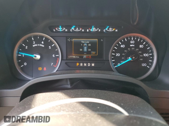 2018 Ford Expedition XLT with VIN 1FMJU1HT1JEA26958, listed as a Copart auction lot 52913995 with 77,790 mi miles and Salvage title. Bid and sale history available at DreamBid. Image 9.