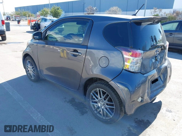 2012 Scion iQ z VIN JTNJJXB00CJ009265, wystawiony jako IAAI lot #41742947 z przebiegiem 95 857 mil mil oraz . Historia ofert i sprzedaży dostępna na DreamBid. Obrazek 3.