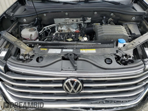 2024 Volkswagen Atlas SE with VIN 1V2HR2CA0RC581843, listed as a Copart auction lot 58782275 with 38,975 mi miles and Clean title. Bid and sale history available at DreamBid. Image 12.