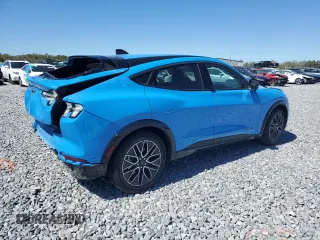 2024 Ford Mustang Mach-E Premium z VIN 3FMTK3R72RMA32365, wystawiony jako Copart lot #47898805 z przebiegiem 3 940 mil mil oraz Szkoda całkowita • Salvage title. Historia ofert i sprzedaży dostępna na DreamBid. Obrazek 3.