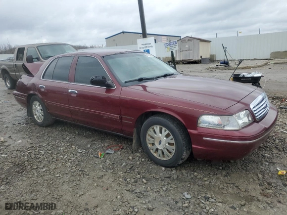 2005 Ford Crown Victoria LX with VIN 2FAFP74W85X136047, listed as a Copart auction lot 82915244 with 155,495 mi miles and Non Repairable. Bid and sale history available at carsss.com. Image 4.