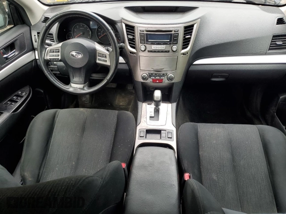 2013 Subaru Legacy Premium z VIN 4S3BMBG67D3025730, wystawiony jako Copart lot #59301895 z przebiegiem 126 657 mil mil oraz Szkoda całkowita • Salvage title. Historia ofert i sprzedaży dostępna na DreamBid. Obrazek 8.