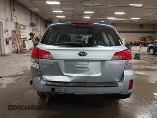 2014 Subaru Outback 2.5i with VIN 4S4BRCAC0E3322986, listed as a IAAI auction lot 41813358 with 96,936 mi miles. Bid and sale history available at carsss.com. Image 16.
