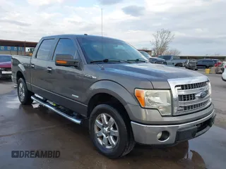 2013 Ford F-150 XL with VIN 1FTFW1CT4DKD24020, listed as a IAAI auction lot 41887712 with 240,476 mi miles. Bid and sale history available at carsss.com. Image 1.