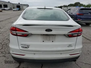 2020 Ford Fusion SE with VIN 3FA6P0HD9LR188959, listed as a Copart auction lot 60460795 with 110,974 mi miles and Salvage title. Bid and sale history available at DreamBid. Image 6.