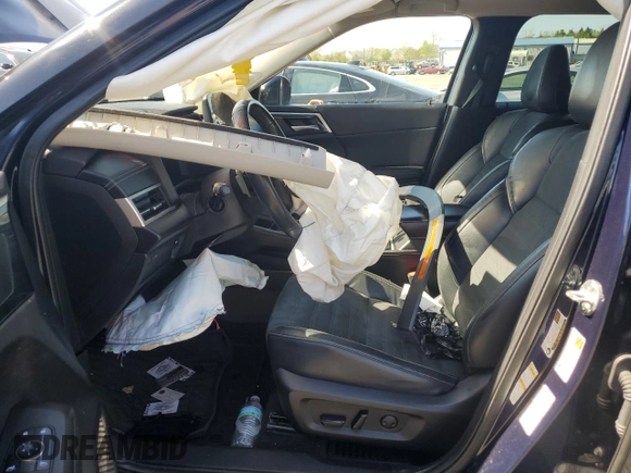2022 Mitsubishi Outlander SE z VIN JA4J3UA82NZ008962, wystawiony jako Copart lot #54831055 z przebiegiem Nie podano mil oraz Szkoda całkowita • Salvage title. Historia ofert i sprzedaży dostępna na DreamBid. Obrazek 7.