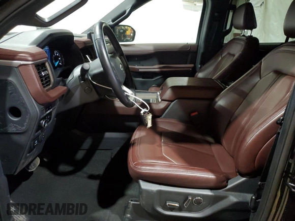 2024 Ford Expedition Max Limited с VIN 1FMJK1K88REA45786, выставлен на аукционе Copart как лот 50567945 с пробегом 25 177 миль миль и Чистый • Clean title. История ставок и продаж доступна на DreamBid. Изображение 7.