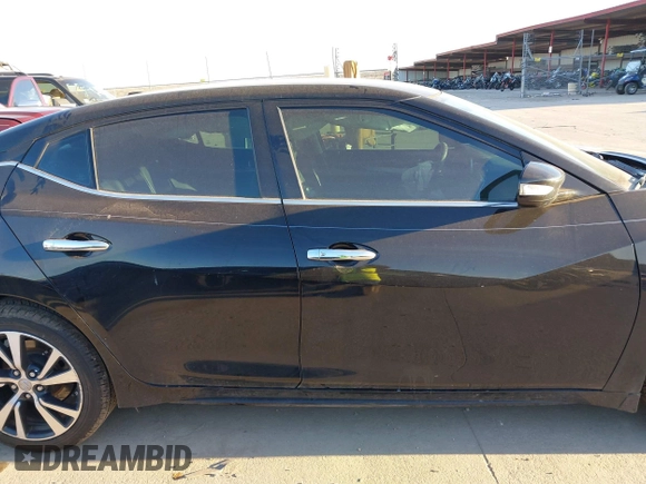 2016 Nissan Maxima Platinum z VIN 1N4AA6AP6GC430470, wystawiony jako IAAI lot #41390041 z przebiegiem 86 483 mil mil oraz . Historia ofert i sprzedaży dostępna na DreamBid. Obrazek 14.