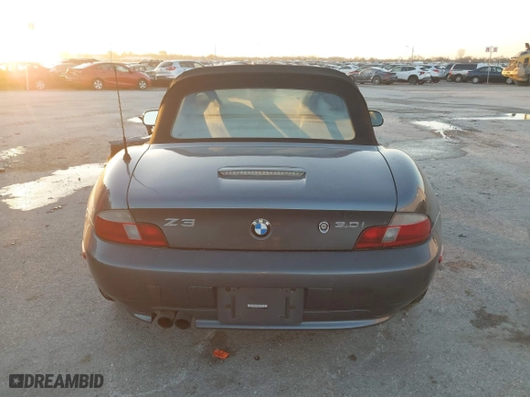 2001 BMW Z3 3.0i with VIN WBACN53491LL47379, listed as a IAAI auction lot 40872263 with 1 mi miles. Bid and sale history available at carsss.com. Image 16.