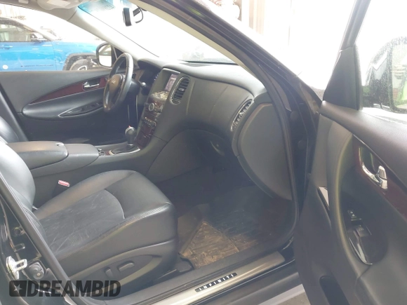 2015 Infiniti QX50 z VIN JN1BJ0HR1FM770088, wystawiony jako IAAI lot #42289675 z przebiegiem 111 563 mil mil oraz . Historia ofert i sprzedaży dostępna na DreamBid. Obrazek 5.
