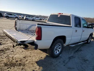 2005 Chevrolet Silverado 1500 LS with VIN 2GCEC13T051243277, listed as a Copart auction lot 45980485 with 279,022 mi miles and Salvage Title. Bid and sale history available at carsss.com. Image 3.