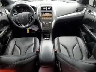 2017 Lincoln MKC Premiere with VIN 5LMCJ1D95HUL24437, listed as a Copart auction lot 55657245 with 90,264 mi miles and Salvage title. Bid and sale history available at DreamBid. Image 8.