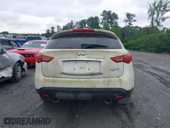 2014 Infiniti QX70 с VIN JN8CS1MU7EM451246, выставлен на аукционе IAAI как лот 42221306 с пробегом 190 252 миль миль и . История ставок и продаж доступна на DreamBid. Изображение 16.