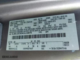 2019 Lincoln MKC Select with VIN 5LMCJ2C93KUL34978, listed as a IAAI auction lot 40578830 with 1 mi miles. Bid and sale history available at carsss.com. Image 9.