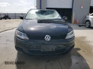 2014 Volkswagen Jetta Sedan SE with VIN 3VWD17AJ8EM392001, listed as a Copart auction lot 51124475 with 131,766 mi miles and Salvage Title. Bid and sale history available at carsss.com. Image 5.