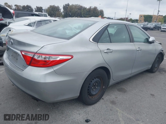 2015 Toyota Camry XLE z VIN 4T1BF1FK6FU953511, wystawiony jako IAAI lot #42377050 z przebiegiem 160 781 mil mil oraz . Historia ofert i sprzedaży dostępna na DreamBid. Obrazek 4.