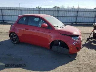 2024 FIAT 500e INSPI(RED) with VIN ZFAFFAA4XRX205823, listed as a Copart auction lot 75035344 with 2,897 mi miles and Salvage Title. Bid and sale history available at carsss.com. Image 4.