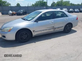 2007 Honda Accord LX SE с VIN 1HGCM56397A028272, выставлен на аукционе IAAI как лот 42579915 с пробегом 163 918 миль миль и . История ставок и продаж доступна на DreamBid. Изображение 2.