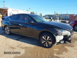 2021 Nissan Altima SV with VIN 1N4BL4DV1MN338065, listed as a IAAI auction lot 41722819 with Not provided miles and . Bid and sale history available at DreamBid. Image 1.