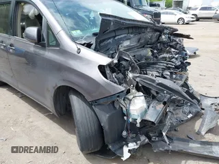 2012 Toyota Sienna LE AAS с VIN 5TDKK3DC5CS265314, выставлен на аукционе IAAI как лот 42270381 с пробегом Не указан миль и . История ставок и продаж доступна на DreamBid. Изображение 14.