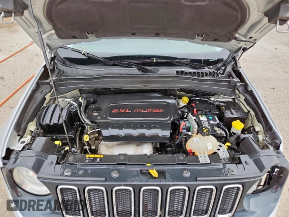 2017 Jeep Renegade Latitude with VIN ZACCJABB5HPE40221, listed as a Copart auction lot 58489125 with 185,136 mi miles and Salvage title. Bid and sale history available at DreamBid. Image 12.