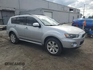 2012 Mitsubishi Outlander SE z VIN JA4AS3AW4CU008418, wystawiony jako Copart lot #57523555 z przebiegiem 179 693 mil mil oraz Czysty tytuł • Clean title. Historia ofert i sprzedaży dostępna na DreamBid. Obrazek 4.