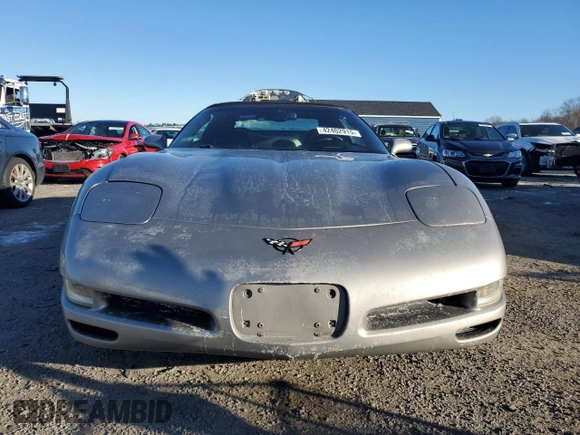 2002 Chevrolet Corvette with VIN 1G1YY32G325129145, listed as a Copart auction lot 42402915 with 137,837 mi miles and Clean Title. Bid and sale history available at carsss.com. Image 5.