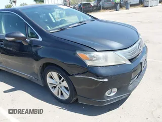 2010 Lexus HS 250h z VIN JTHBB1BA3A2009245, wystawiony jako IAAI lot #42429788 z przebiegiem 206 690 mil mil oraz . Historia ofert i sprzedaży dostępna na DreamBid. Obrazek 18.